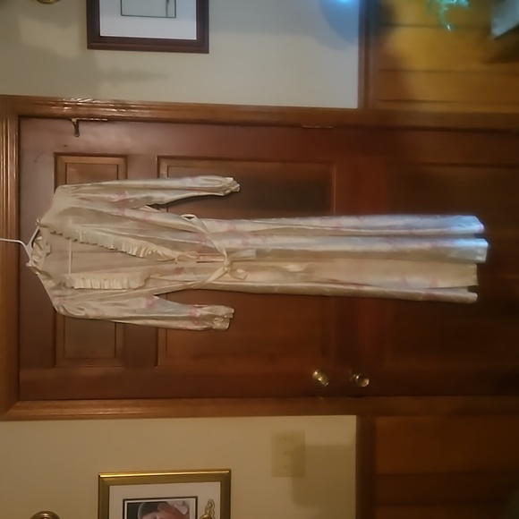 Lara Dee Vintage Silky Long Robe 1 Pocket belt tie sz S - Picture 1 of 7